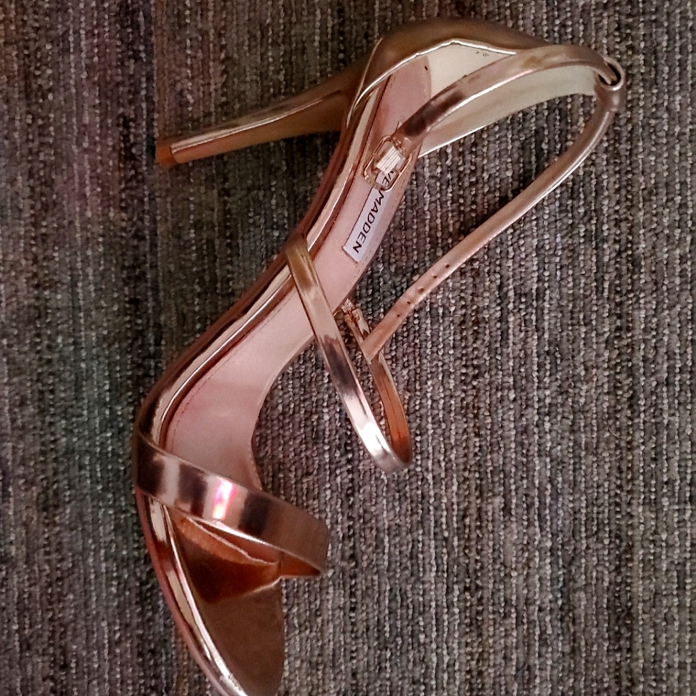 Steve Madden Rose Gold, Size 10 Shoe